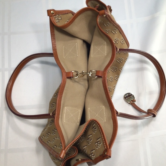 Dooney & Bourke Monogram Weekender Tote - Picture 6 of 16